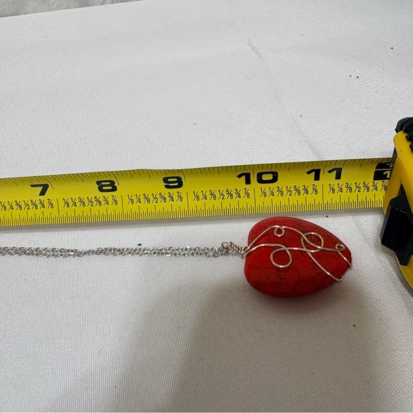 Silver-wrapped red stone heart pendant necklace. - Picture 7 of 7